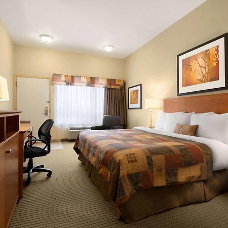 Ramada By Wyndham Drayton Valley Exteriér fotografie