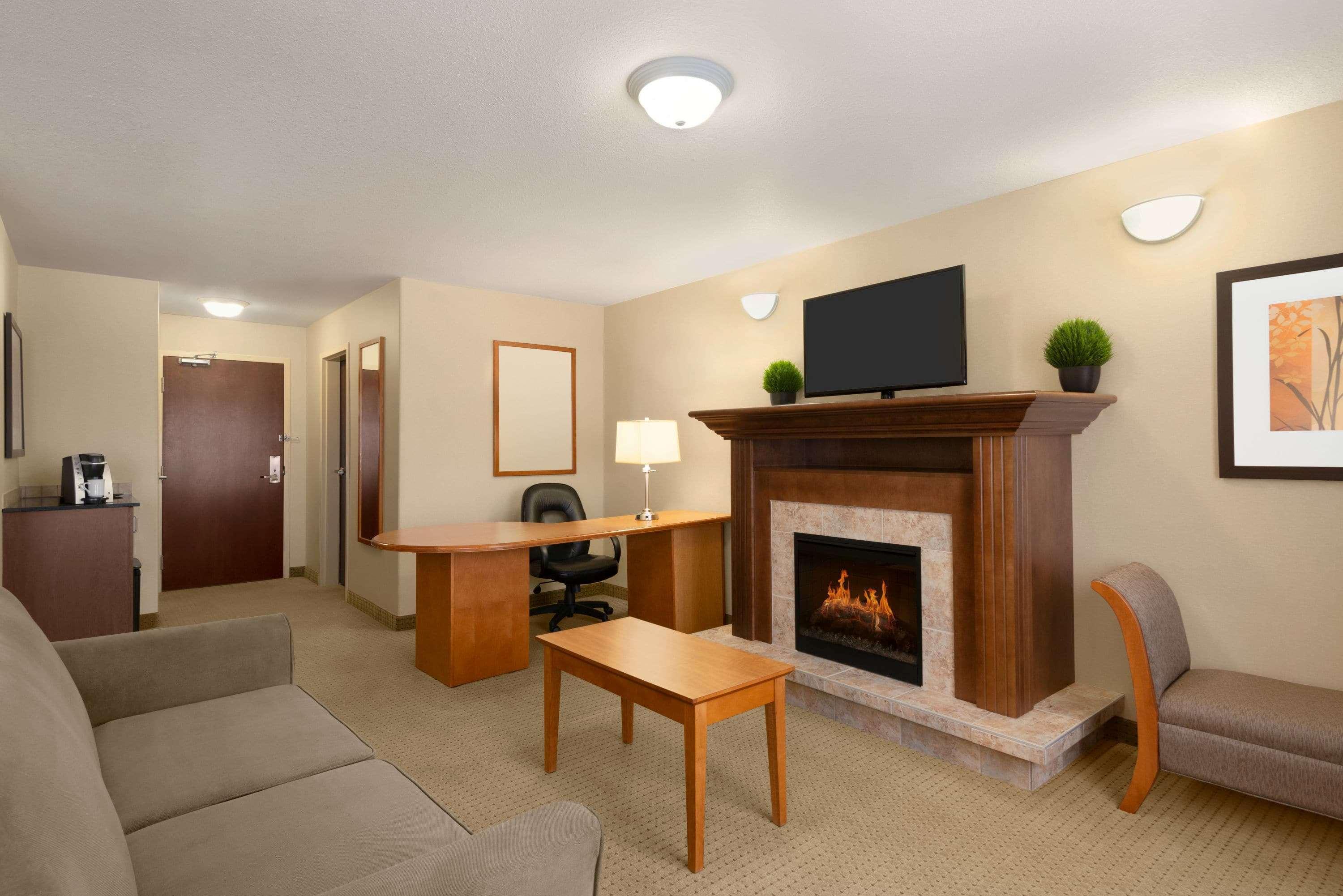 Ramada By Wyndham Drayton Valley Exteriér fotografie