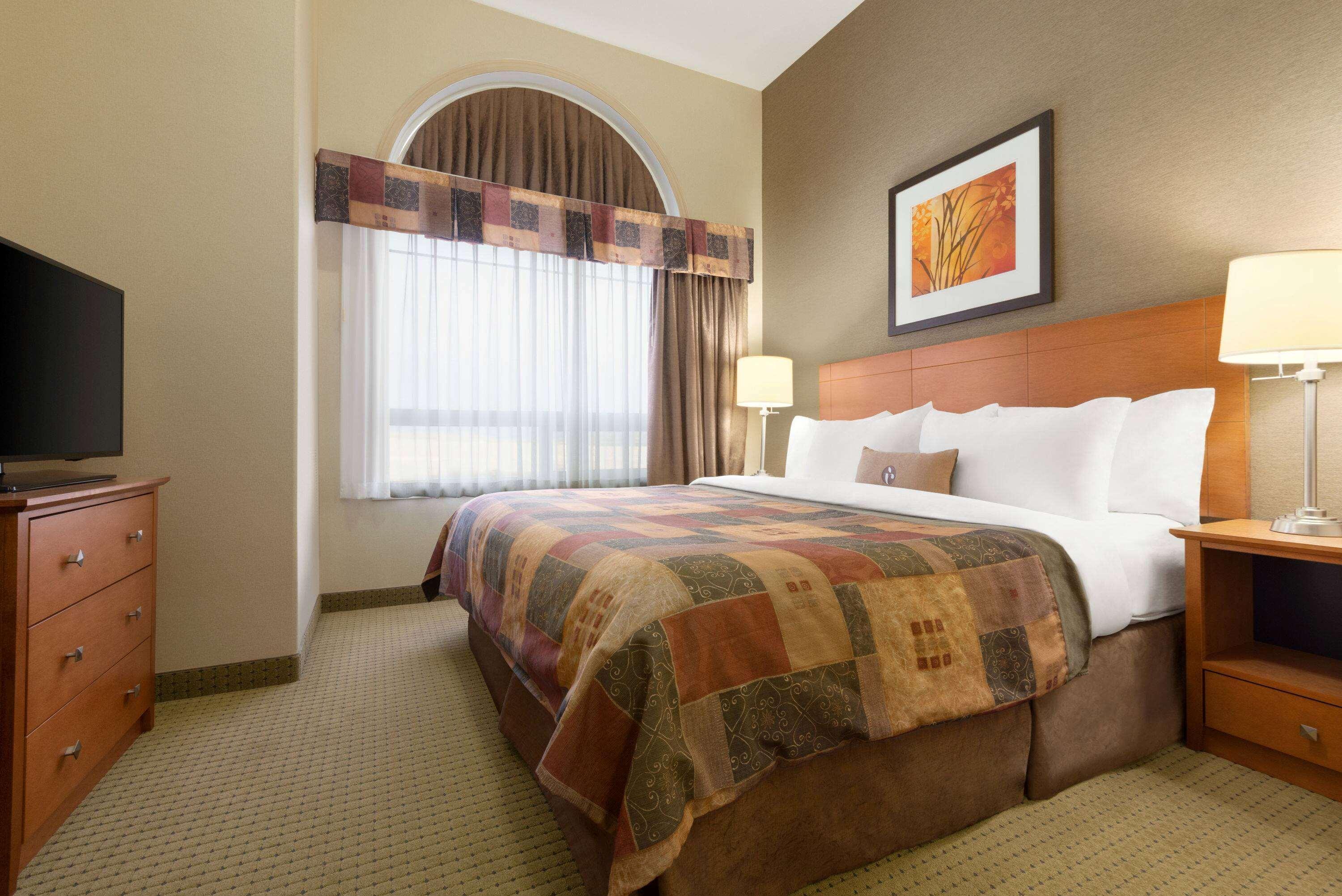 Ramada By Wyndham Drayton Valley Exteriér fotografie